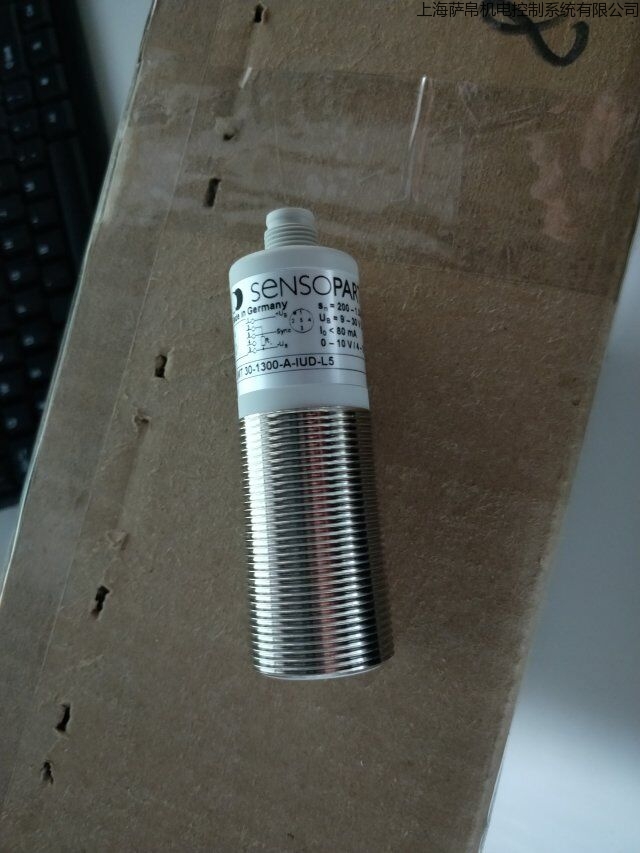 SENSOPART UMT 30-1300-A-IUD-L5